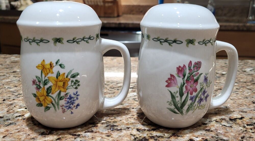 Salt & Pepper Shaker Set Flower Pattern With Handle Approx 4 1/2" Tall By 3" Dia